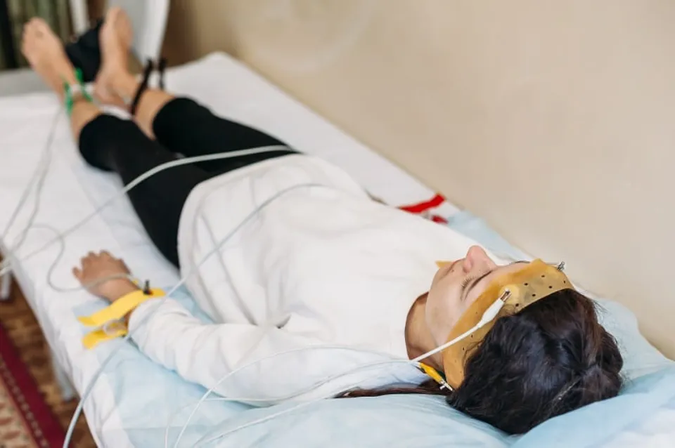 How Does a Home Sleep Study Work? Pros and Cons